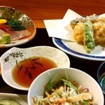 四季の味 わらく - 