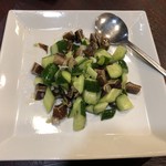 萬寿園 - 豚耳ときゅうりの炒め