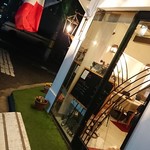 ア・ラ・メゾン - 国旗が目印に!(^^)!