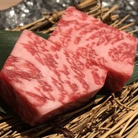 近江うし 焼肉 にくTATSU 青山本店 - 
