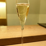 虎白 - シャンパーニュから