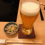 濱田屋 - 酢モツでスタート。酢は強めだけどそれがいい。ビールはスーパードライ。