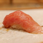 寿司英 - キハダ　トロ