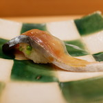 寿司英 - 金華山鯖　白板昆布