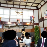 とんかつ まい泉 青山本店 - もとは、銭湯の脱衣所だった場所