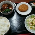 Ichiba Shokudou - 豚角煮定食 800円
                        味噌汁は後から