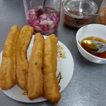 Bánh Canh Bà SEN - 揚げパン