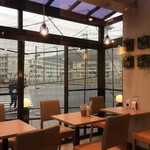 モスバーガー - 