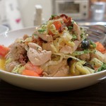 トリワイン ＰＩＫＯＳＨＨＨＵ - 地鶏のアクアパッツァ