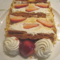 キハチ 青山本店 - ナポレオンパイ（たぶん季節限定）　￥1290