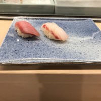 鮨割烹やま中 - 上の鯛と中トロ！