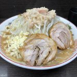 Ramen Jirou - 小ラーメン麺少なめ  ニンニク少なめアブラ