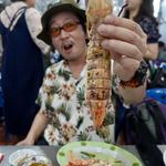 Quán Bé Mặn - TOM TIT（シャコ）　1650000VND/1kg 330000VND（0.2kg1650円）