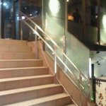 Bar 月 - 