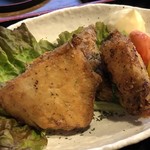 虎玄多 - ◆お魚のカマから揚げ（鰤等数種類盛られているとか。レモンとマヨネーズ添え。 鰤以外はわからなくて。(^^;) 身はタップリ付いています。衣はお味が付いていますけれど、マヨネーズだけでなく「ポン酢」で頂いても美味しいかと。