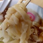 手打ちラーメン 清仁軒 - 【2019.1.26(土)】手打ちラーメン(並盛・155g)720円の麺