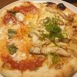 Danke - マルゲリータ＆照り焼きチキンピザ