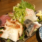 飲んべぇ食堂 らくだ屋 - お刺身盛合せ(ハーフ)