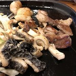 下町ホルモン 十三 まるたけ - ハチノスはまってます(*´д｀*)ﾊｧﾊｧ(*´д｀*)ﾊｧﾊｧ