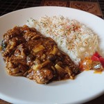 【カレー専門店】円山教授。 - しびれ鶏カレー挽肉入り1,180円