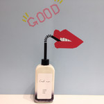 カフェ ナンバー 湘南 - 壁のアートでインスタ映えな写真が撮れます