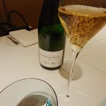 レストランエール - まずは泡