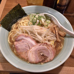 麺通 - らーめん：太麺（背脂醤油） 780円　大盛+100円 