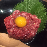 炭火焼肉 日本橋イタダキ - ユッケ