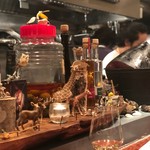 Ata - 右のマグロの頭。インパクト大。