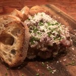 Ata - 寒ブリと茄子のタルタル。頬だるだる。