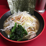 横濱家系ラーメン 勝鬨家 - 