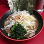 横濱家系ラーメン 勝鬨家 - 