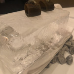 AZUR et MASA UEKI - こぶ
      氷