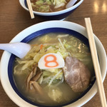 ８番らーめん - 