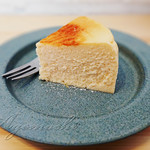 ガレージコーヒー - ベイクドチーズケーキ
