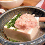 恵水産 - あみ豆腐。ちょっとしょっぱい？