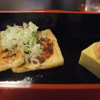 東京 芝 とうふ屋うかい - 焼き油揚げ（＾＾；　美味しかったです　さすが