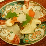 蓬左茶寮 - ＝平目と原木椎茸のお造り＝