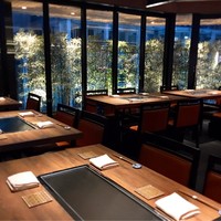 くずし鉄板 あばぐら 恵比寿店 - シックな店内