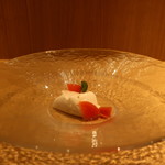 RISTORANTE IL NODO - 鎌倉のもものすけカブ 山椒 トンカ豆のパンナコッタ