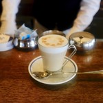 コーヒーハウス ニシヤ - ラテマキアート（550円）税込