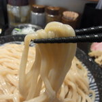 つけ麺 道 - 麺を取って