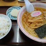 川端食堂 - 料理写真:中華そば450円ネギ抜き、半ライス100円