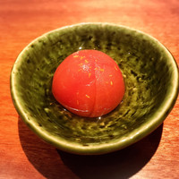 月 - トマト