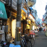 喜多郎寿し - 店のある通り