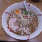 らーめん弥七 - 醤油ラーメン　その１