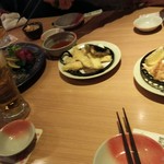 Hananomai - テーブル上　※みんなで楽しみながら飲んでいます(2019.01.26)