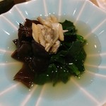 割烹 熊谷 - キクラゲとちじみほうれんそうのお浸し