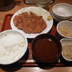 とんかつは飲み物。 - 濃厚とんかつ定食