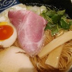 寿製麺 よしかわ 西台駅前店 - 白醤油煮干しそば